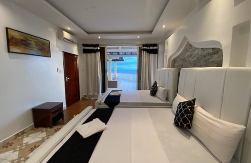 Bouvet Island Apartment | Royal Beachfront Apartments with pool and beautiful ocean views in Mombasa