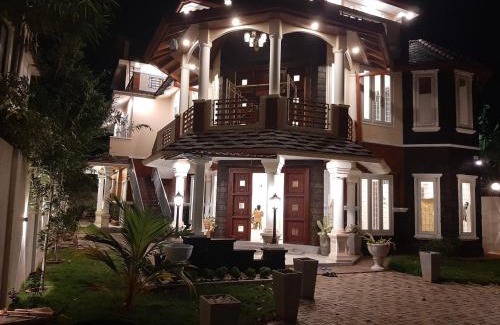 Nallur House | Royal Feather