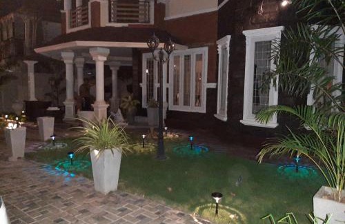 Nallur House | Royal Feather