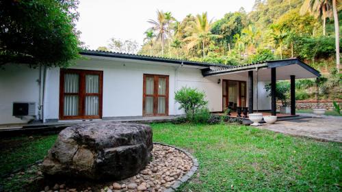 Dambulla Hotel | Royal Heritage Resort