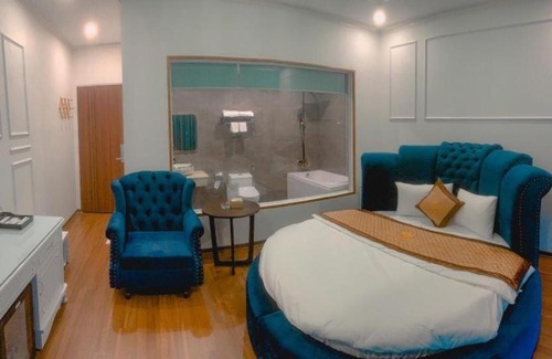 Ha Dong Apartment | Royal Hotel - số 18 LK23, KĐT Văn Khê - by Bay Luxury