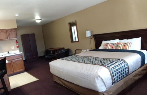 Lovelock Hotel | royal inn