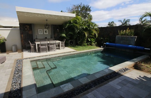 Port Chambly Villa | Royal Park Villa De Luxe 3 Chambres