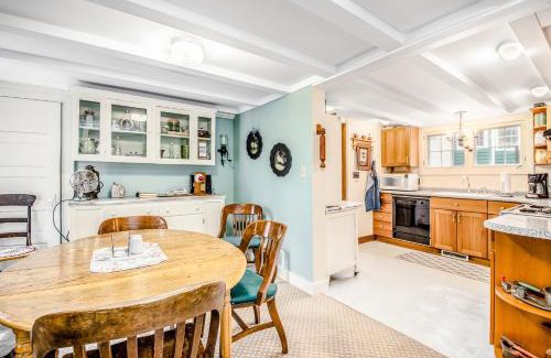 Grand Beach House | Royal Retreat