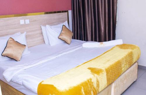 Oshodi-Isolo Hotel | Royal Rex Hotels and Spa