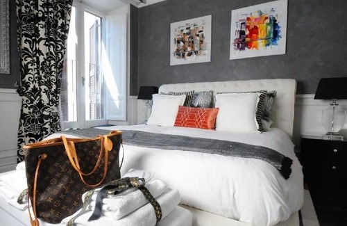 Rione IV Campo Marzio Hotel | Royal Suite Trinità Dei Monti