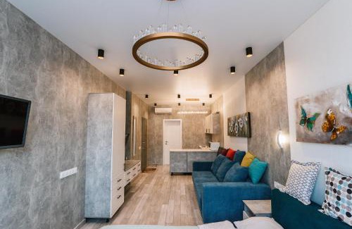 Kyiv Apartment | Royal Tower Luxurious Smart Residence (1)