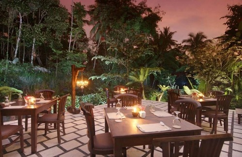 Pakem Villa | Royal Villa traditional Javanese Joglo