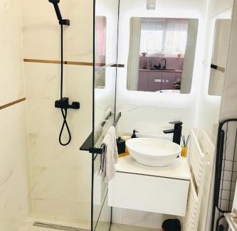 Heviz Apartment | Royal Wellness Apartman