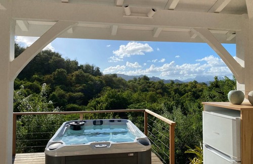 Le Robert Villa | Royale Villa furnished 4* with private spa view and swimming pool