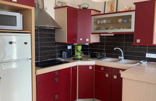 Royan Apartment | Royan - APARTMENT in the heart of DOWNTOWN - BEACH ONLY 200m away - WIFI