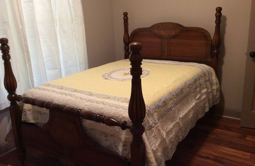 Banks County Cottage | Ruby La Roost step back to a quiet place with a touch of elegance