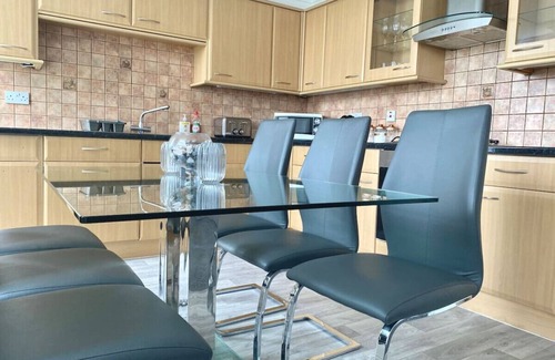 South Shore Apartment | Ruby Suite Pleasure Beach 2Bed Balcony Apartment