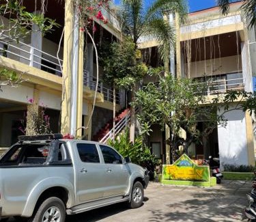 Bayan Hotel | Rudy Trekker Guest House