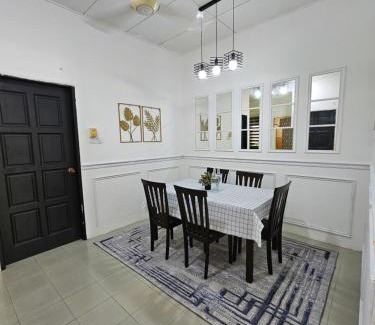 Kampung Telaga Nibong House | Ruhani Homestay 1 KB - 3 Bedroom Fully Airconditioned