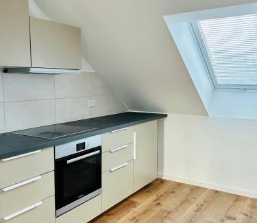 Neureut Apartment | Ruheoase - Premium Suite