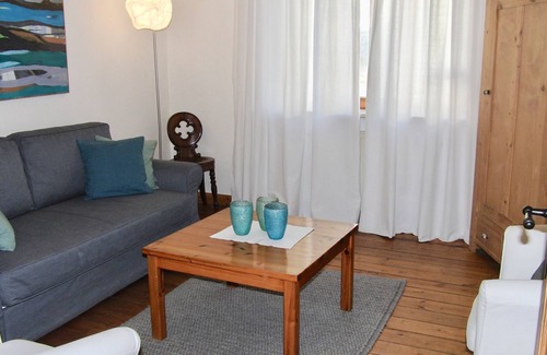 Celle Apartment | Ruhig Gelegen, Aber Zentrumsnah. In 10 Min. zu Fuß zum Badeland. Haustiere erl