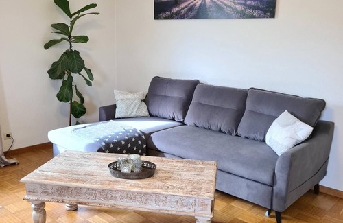 Neckartailfingen Apartment | Ruhige 2-zi.-whg. Nähe Flughafen Stuttgart/Messe