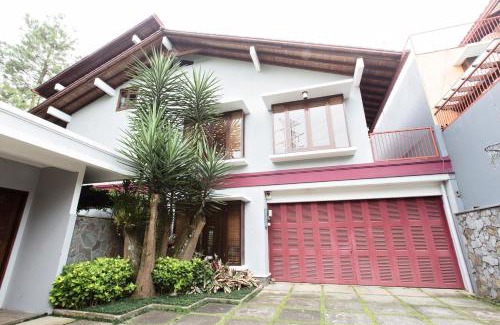 Setiabudi House | Rumah Pelita near Lembang FREE WIFI - Villa Lantera