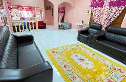 Kota Bharu House | Rumah Tamu Ummi Abah Kubang Kerian