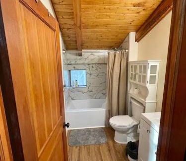 Alcove Ski Chalet | Running Creek
