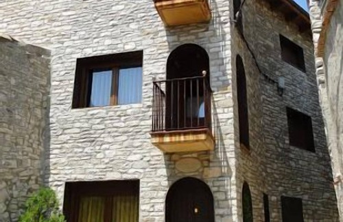 Portell Cottage | Rural apartment Cal Ventura Vell for 2 people STUDIO with sofa bed