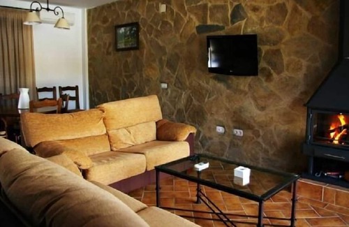 Cardena Cottage | Rural apartment La Venta del Charco for 8 people