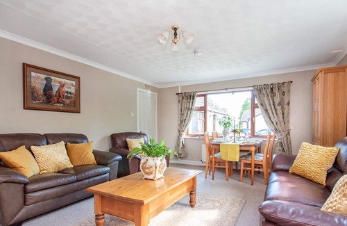 Dingwall Cottage | Rural escape for 5 in the Scottish Highlands