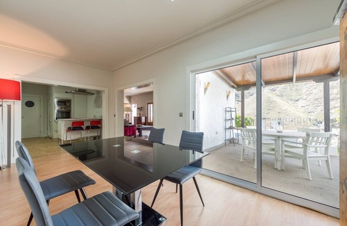 Agaete House | Rural Home in Agaete with Ocean Views