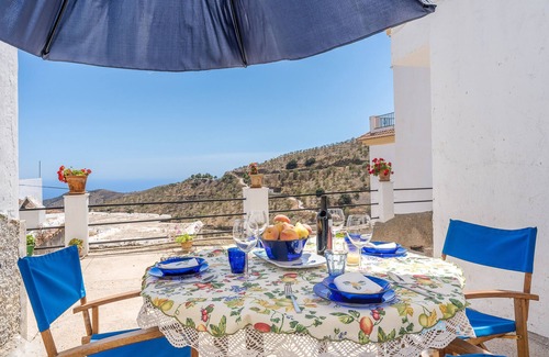 Sorvilan House | Rural House 'Bns - Casa La Prensa - Alpujarra' with Sea Views, Private Terrace and Wi-Fi