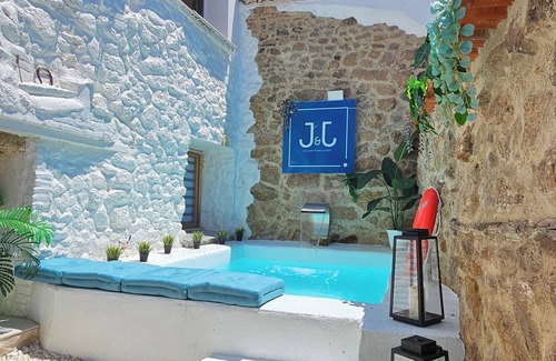 Montanchez Cottage | Rural House El Edén with Swimming Pool and Hydromassage Shower in Barrio Judío de Montánchez