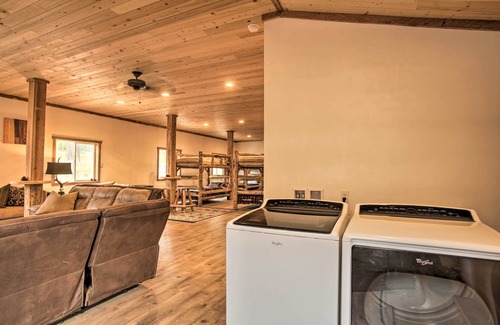 Kettle Falls House | Rural Kettle Falls Bunkhouse w/Airstrip & Trails!