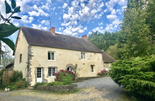 Feugeres House | Rural- PetFriendly- NearToNormandyCoast