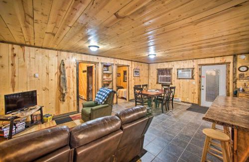 Putnam County House | Rural Powersville Retreat with Lake Access and Porch!