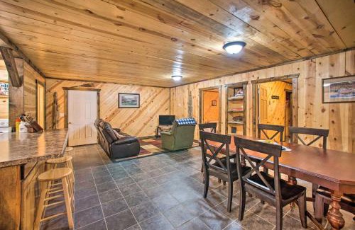 Putnam County House | Rural Powersville Retreat with Lake Access and Porch!