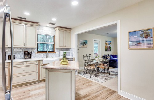 Fruit Cove Cottage | Rural Retreat! Florida Cottage w/Screened Patio