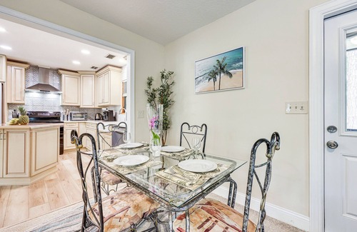 Fruit Cove Cottage | Rural Retreat! Florida Cottage w/Screened Patio