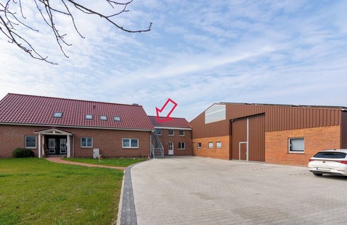 Neßmeraltendeich Apartment | Rurally situated upper apartment "Hauptdeich" near Neßmersiel