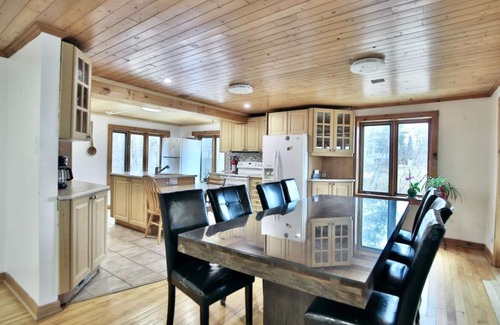 Sainte-Catherine-de-Hatley House | "Rustic country farm 5 min. from Magog Lake, commerce and highway.