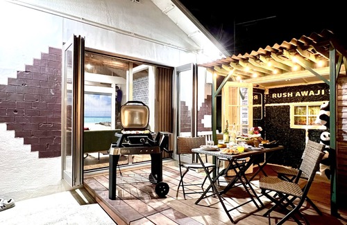 Kusumoto House | Rush Awaji Guppy - Seaside Holiday Home