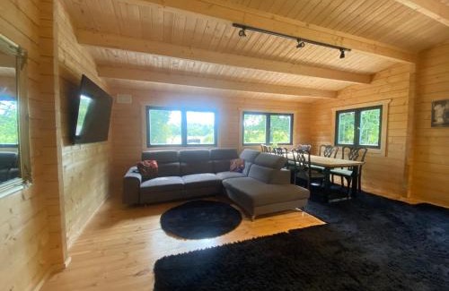 Kildare Cabin | Rushbrook Log Cabin with sauna