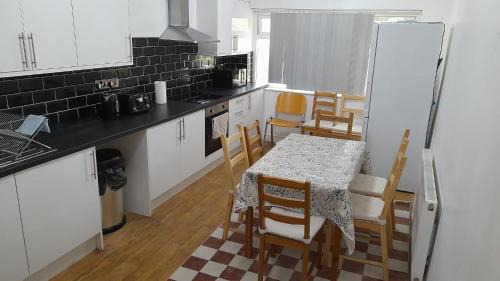 Rusholme Apartment | Rusholme Rooms