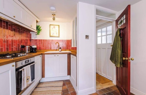 Chester House | Rustic Chester Cottage Near Shops & Terrace