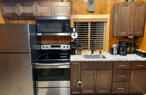 Valley Cabin | Rustic 1 bd, 1 ba Cabin at Waitts Lake Resort!