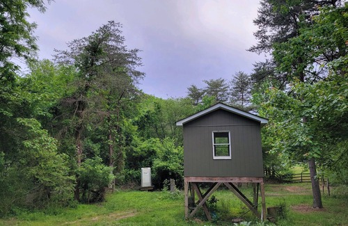 North East Cabin | Rustic 1 room Cabin