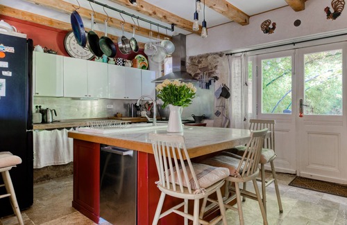 Roquebrune-sur-Argens House | Rustic 18th Century Farmhouse With Pool and view, 20 minutes drive to beaches