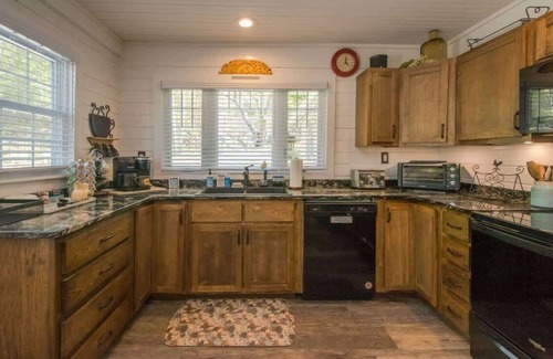 Hendersonville House | Rustic 3BR w/Private Pond + Firepit~Near Trails