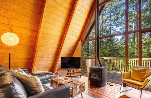 Gualala House | Rustic A-Frame House W/ Loft, Free WiFi, Balcony, Near the Beach - Dogs Okay!