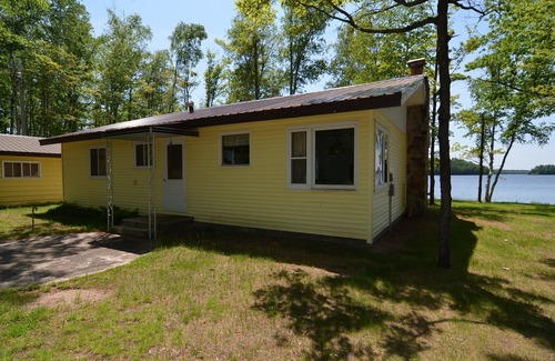Cable House | Rustic and Cozy 2-bedroom Cabin on Lake Namakagon with Private Dock!