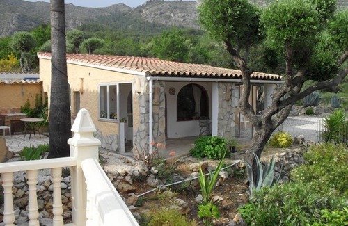 Jalon Villa | Rustic and popular for up to 6 people